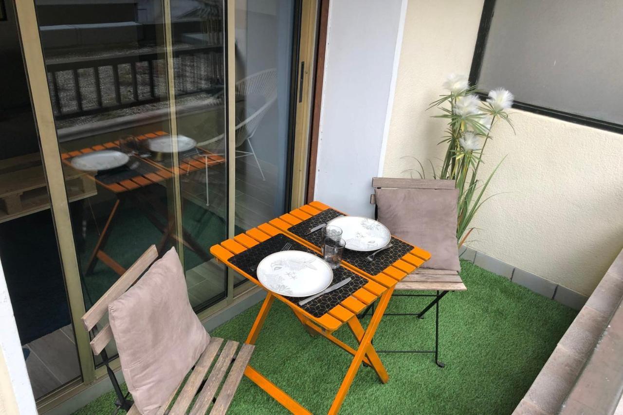 Appart moderne 1ch terrasse sur canal Lac à 400m Annecy Exterior foto